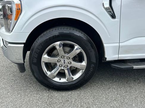 Certified 2021 Ford F150 XLT w/ Equipment Group 302A High image 11