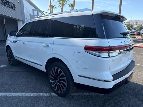 Used 2023 Lincoln Navigator Black Label AWD/4WD image 7