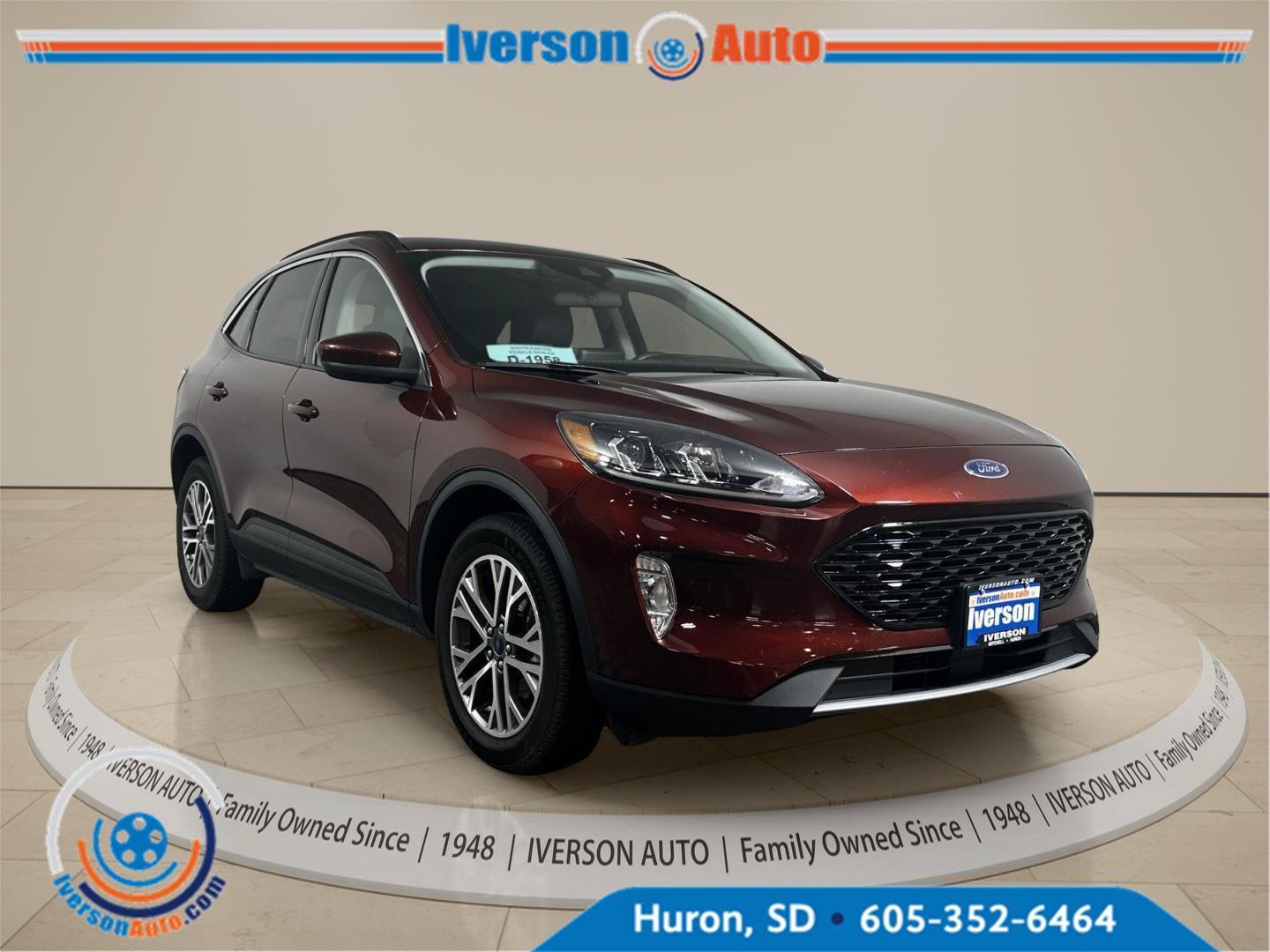 Used 2021 Ford Escape SEL w/ Technology Package AWD/4WD image 1