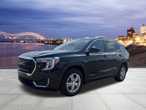 Used 2024 GMC Terrain SLE w/ Driver Convenience Package FWD image 1