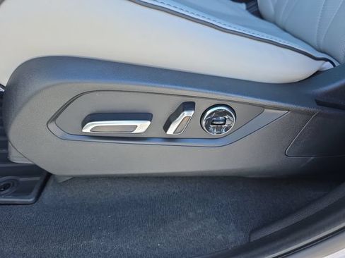 Certified 2025 Acura MDX SH-AWD w/ Advance Package image 27