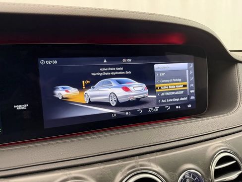 Used 2018 Mercedes-Benz S 560 4MATIC Sedan image 24