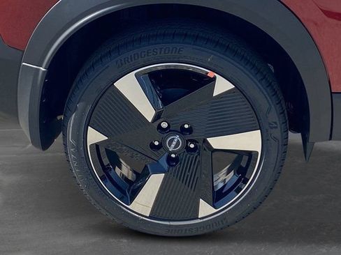 Used 2026 Nissan Kicks SR FWD image 7