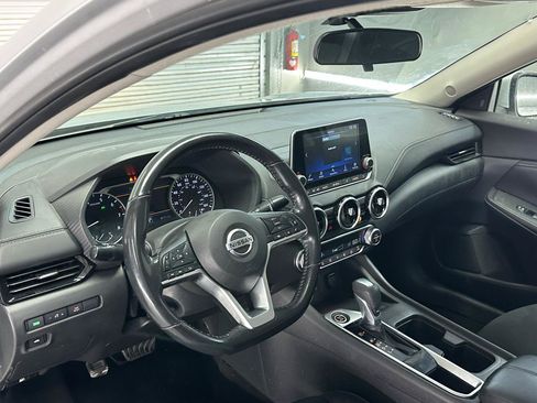Used 2021 Nissan Sentra SV FWD image 16