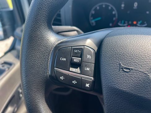 Used 2020 Ford Transit 350 XL image 31