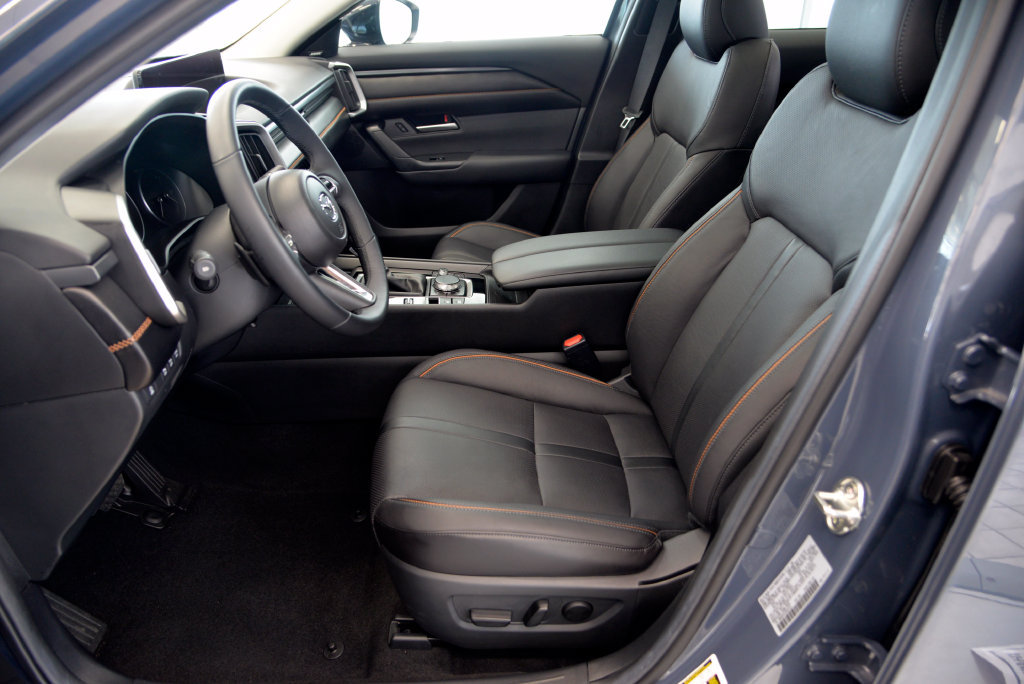 Certified 2026 MAZDA CX-50 AWD 2.5 S w/ Cargo Package image 15