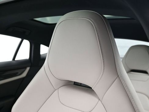 Used 2024 Porsche Panamera 4 image 19