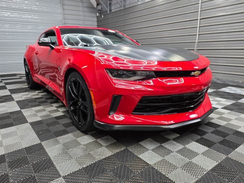 Used 2018 Chevrolet Camaro LS RWD image 4