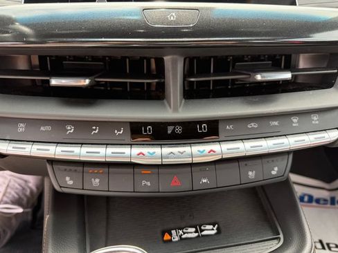 Used 2025 Cadillac CT4 V w/ Technology Package RWD image 14