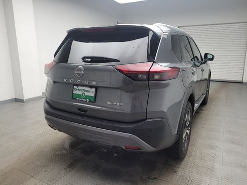Used 2023 Nissan Rogue SL AWD/4WD image 9