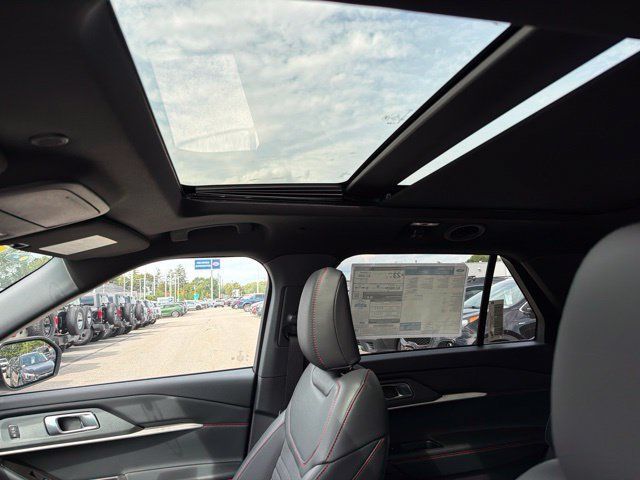 New 2027 Ford Explorer ST-Line w/ Premium Package AWD/4WD image 14