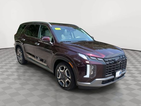 Used 2024 Hyundai Palisade Limited AWD/4WD image 7