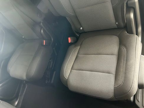 Used 2023 Chevrolet Traverse LT image 48