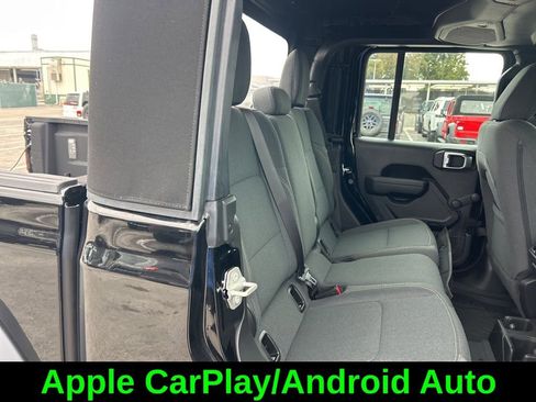 Certified 2024 Jeep Gladiator Sport AWD/4WD image 29