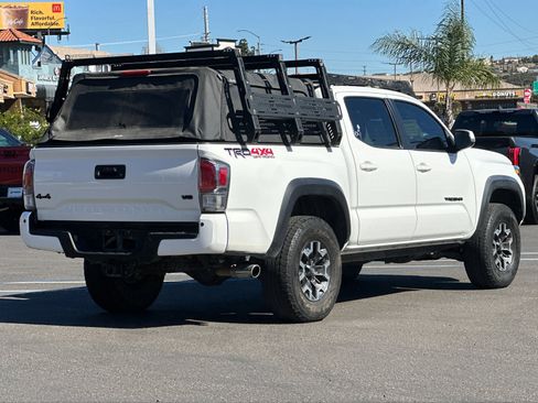 Used 2021 Toyota Tacoma TRD Off-Road image 5