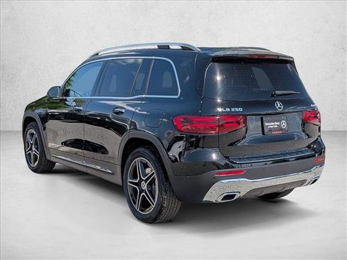 New 2026 Mercedes-Benz GLB 250 4MATIC image 9
