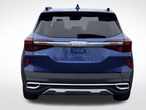 Used 2023 Kia Seltos S w/ Navigation Package AWD/4WD image 6