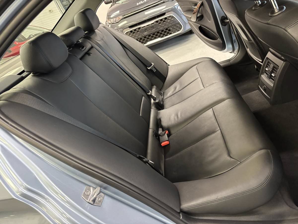 Used 2014 BMW 328i Sedan RWD image 26