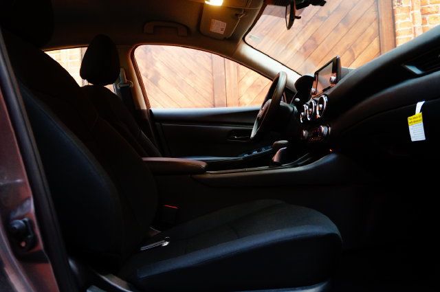 Certified 2025 Nissan Sentra S FWD image 41