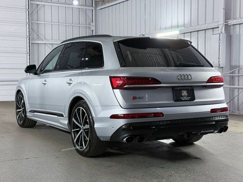 Used 2021 Audi SQ7 Premium Plus w/ Executive Package image 11