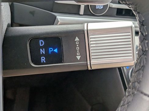 Used 2025 Hyundai Santa Fe SEL image 19