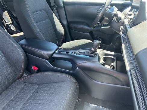 Used 2024 Honda HR-V Sport image 12