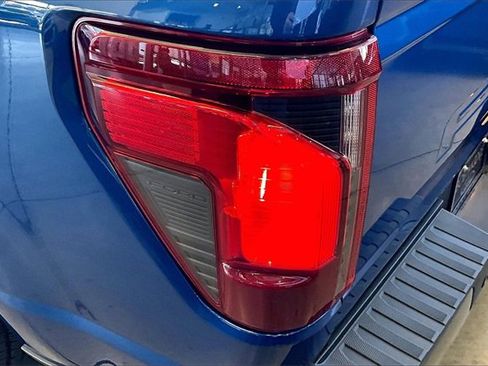 Certified 2025 Ford F150 XL image 23