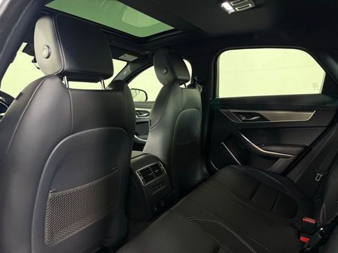 Used 2024 Jaguar XF R-Dynamic SE image 27