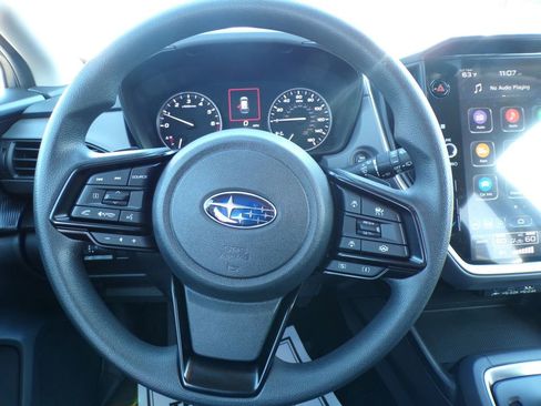 Used 2025 Subaru Crosstrek 2.0i Premium image 12