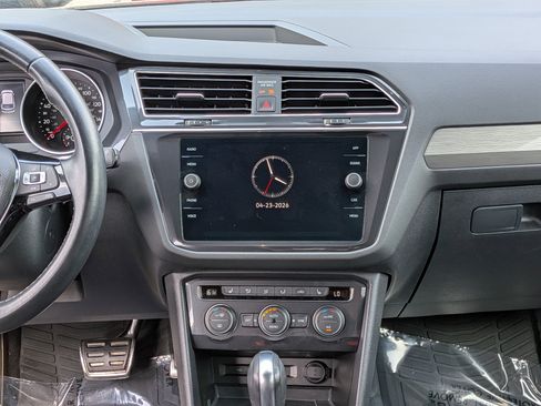 Used 2021 Volkswagen Tiguan SE R-Line w/ 3rd Row Seat Package AWD/4WD image 19