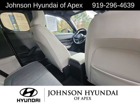 Used 2022 MAZDA MX-30 Electric w/ Premium Package image 22