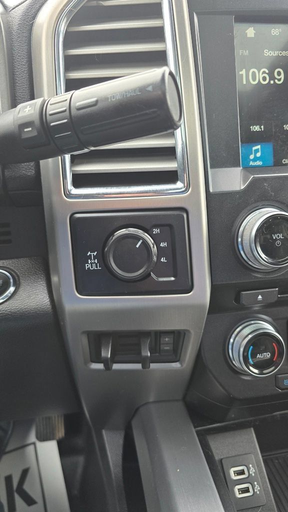 Used 2018 Ford F350 Platinum w/ Platinum Ultimate Package AWD/4WD image 19
