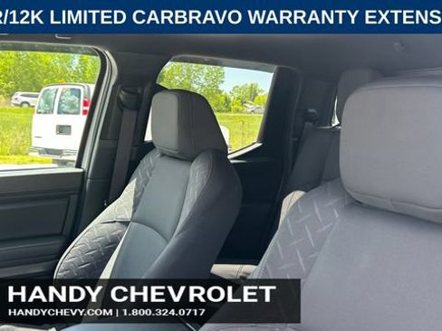 Used 2025 Toyota Tacoma SR5 AWD/4WD image 19