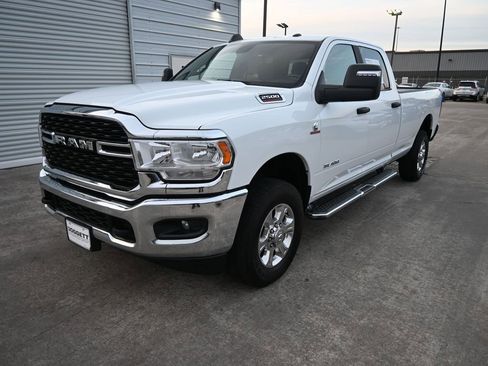 Used 2024 RAM 2500 Big Horn image 1