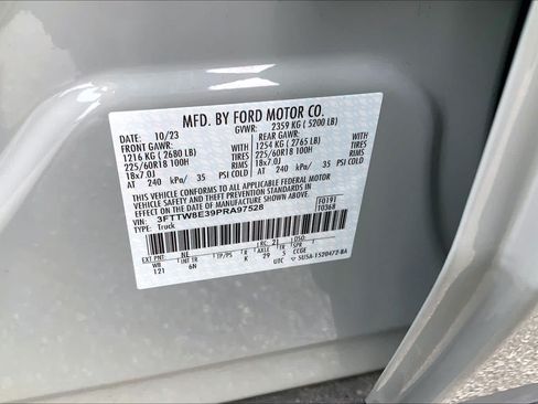 Used 2023 Ford Maverick Lariat FWD image 29