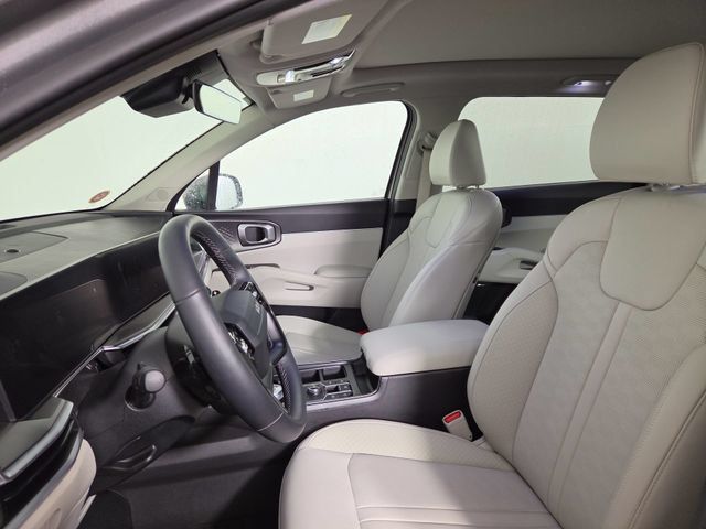 Certified 2026 Kia Sorento EX w/ EX Premium Package AWD/4WD image 13