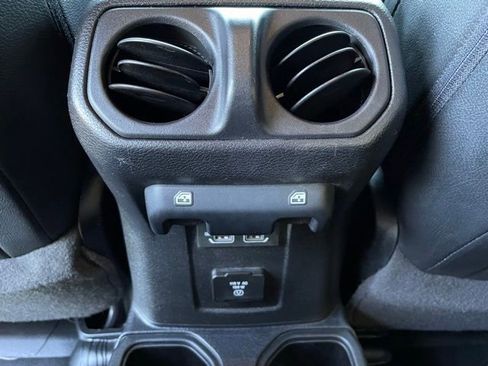 Used 2021 Jeep Wrangler Unlimited Sport AWD/4WD image 24