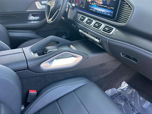 New 2026 Mercedes-Benz GLE 450e 4MATIC image 28