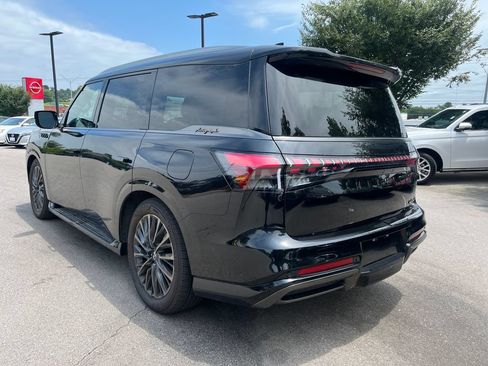 Used 2025 INFINITI QX80 Autograph AWD/4WD image 2