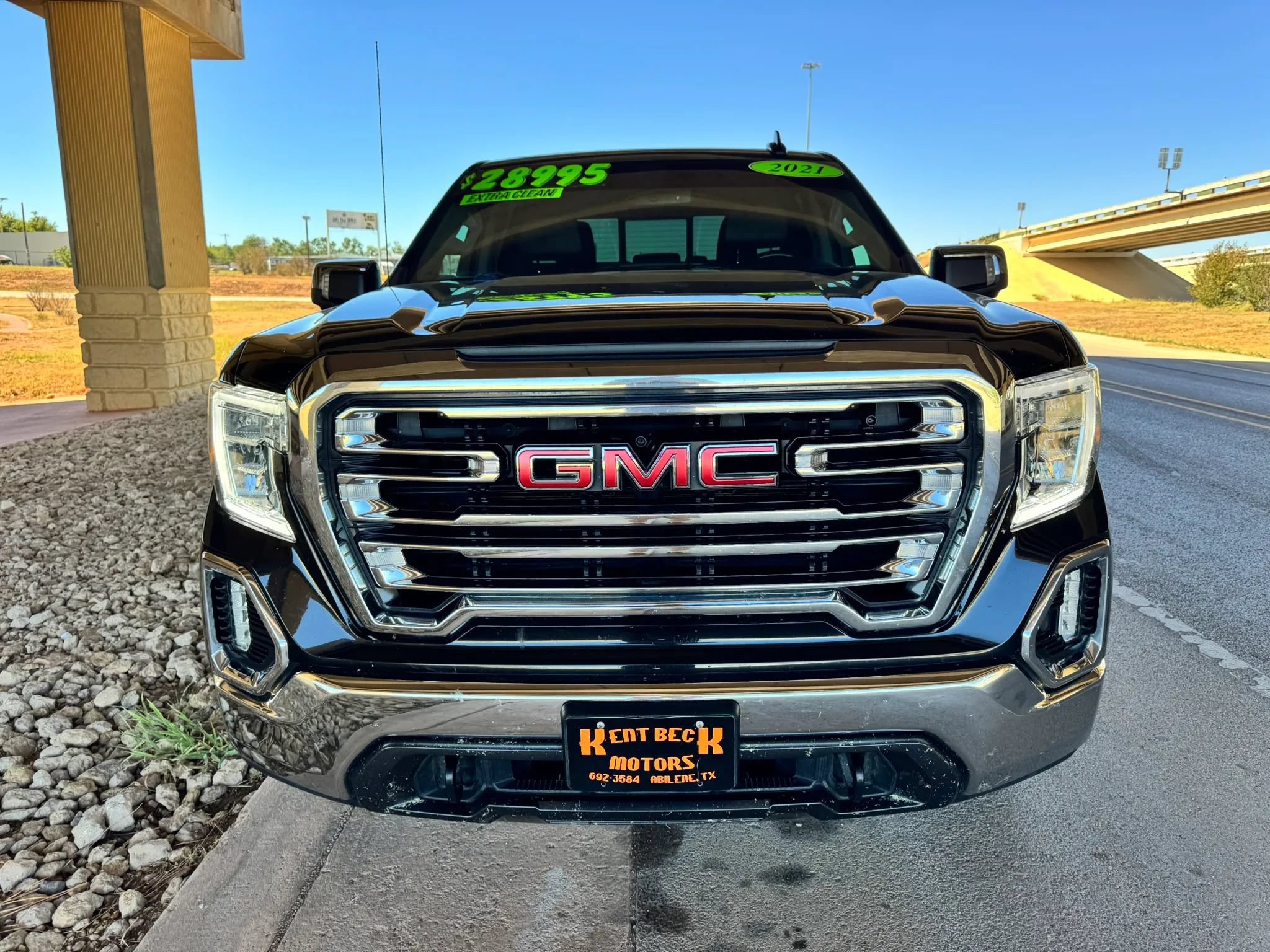 Used 2021 GMC Sierra 1500 SLT AWD/4WD image 8