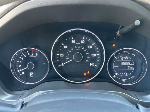 Used 2018 Honda HR-V EX image 24