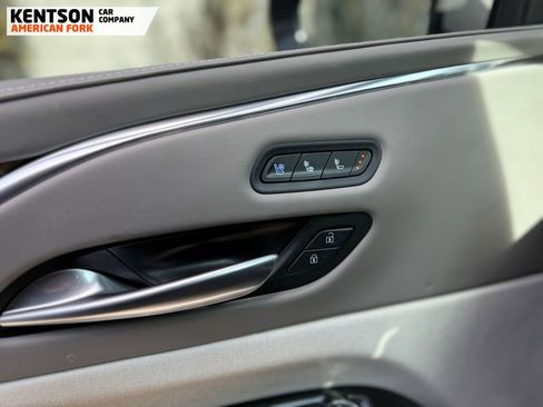 Used 2024 Cadillac Escalade Sport Platinum w/ LPO, ONYX Package image 27