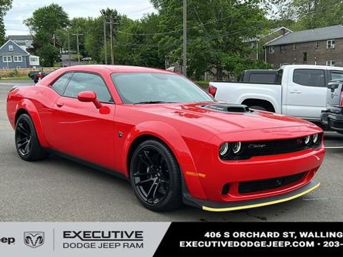Used 2023 Dodge Challenger R/T Scat Pack RWD image 2