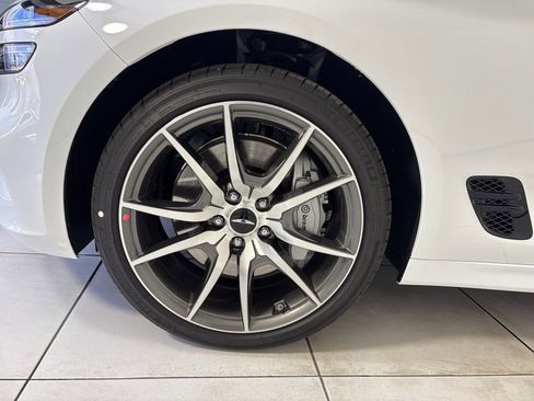 New 2026 Genesis G70 2.5T RWD image 9