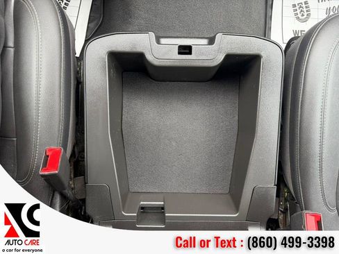 Used 2021 Chevrolet Silverado 1500 LT w/ Convenience Package II AWD/4WD image 27