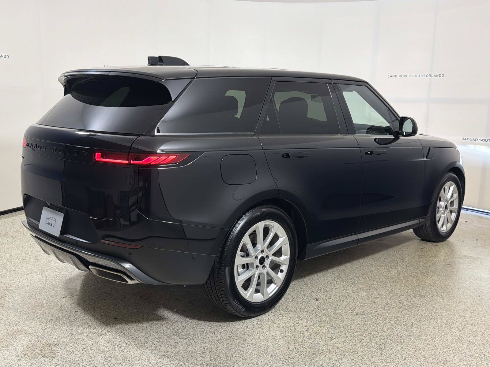 New 2026 Land Rover Range Rover Sport SE AWD/4WD image 5