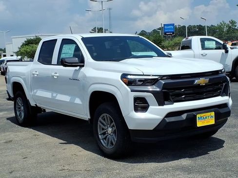 New 2026 Chevrolet Colorado LT w/ LT Convenience Package RWD image 3