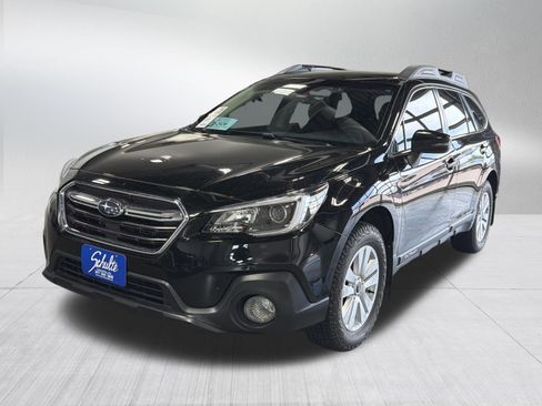 Used 2019 Subaru Outback 2.5i Premium AWD/4WD image 3