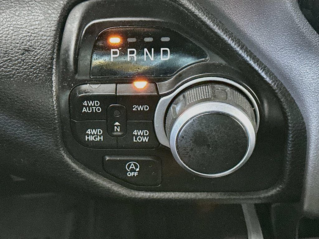 Used 2023 RAM 1500 Big Horn AWD/4WD image 16