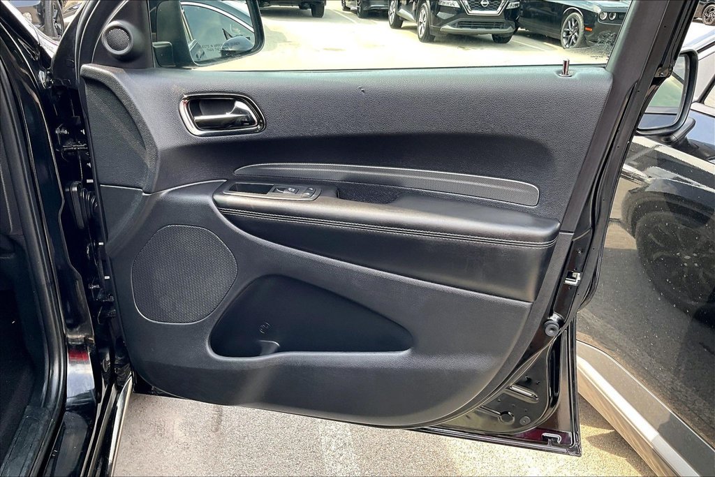 Used 2019 Dodge Durango GT w/ Blacktop Package RWD image 15